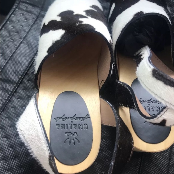 New Free People Unalira Cow Hair Clogs size 7 or 8 - Picture 9 of 15